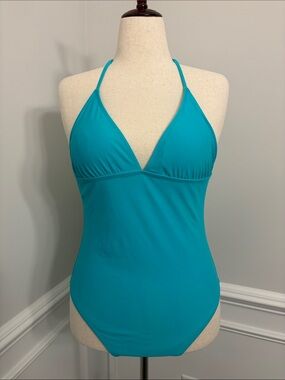 Old Navy One-Piece Swimsuit | XL